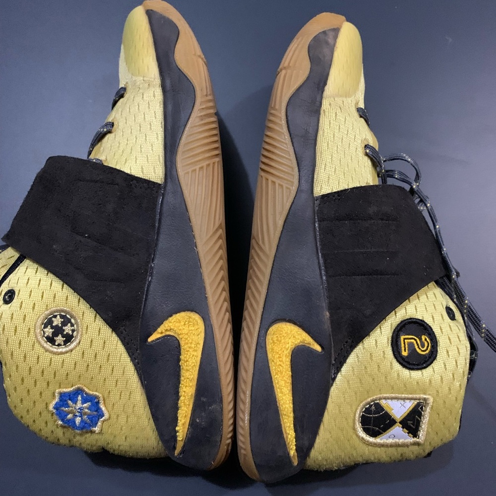 Nike Kyrie 2 athletic shoes for boys